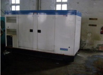 禄劝康明斯150kw大型柴油二手发电机组